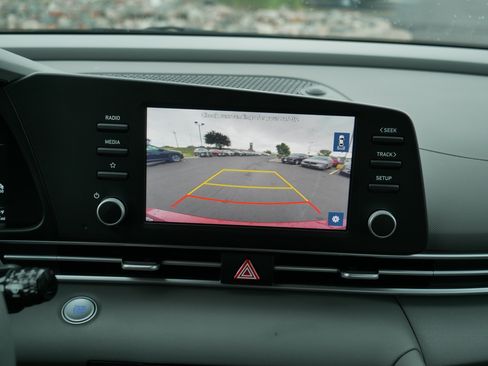 Used 2023 Hyundai Elantra SEL FWD image 27