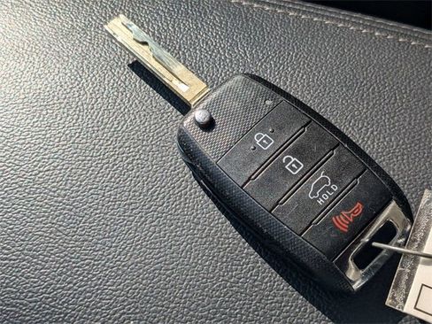 Used 2019 Kia Sorento LX w/ Option Group 020 image 34