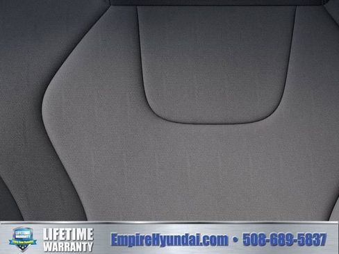 New 2026 Hyundai Elantra SE image 17