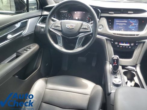 Certified 2024 Cadillac XT5 Premium Luxury w/ Technology Package FWD image 16