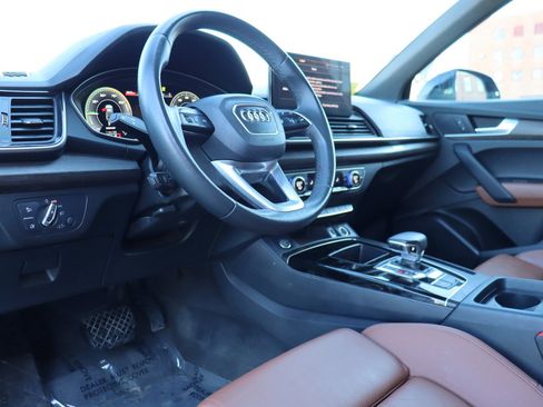 Used 2025 Audi Q5 e Premium image 10