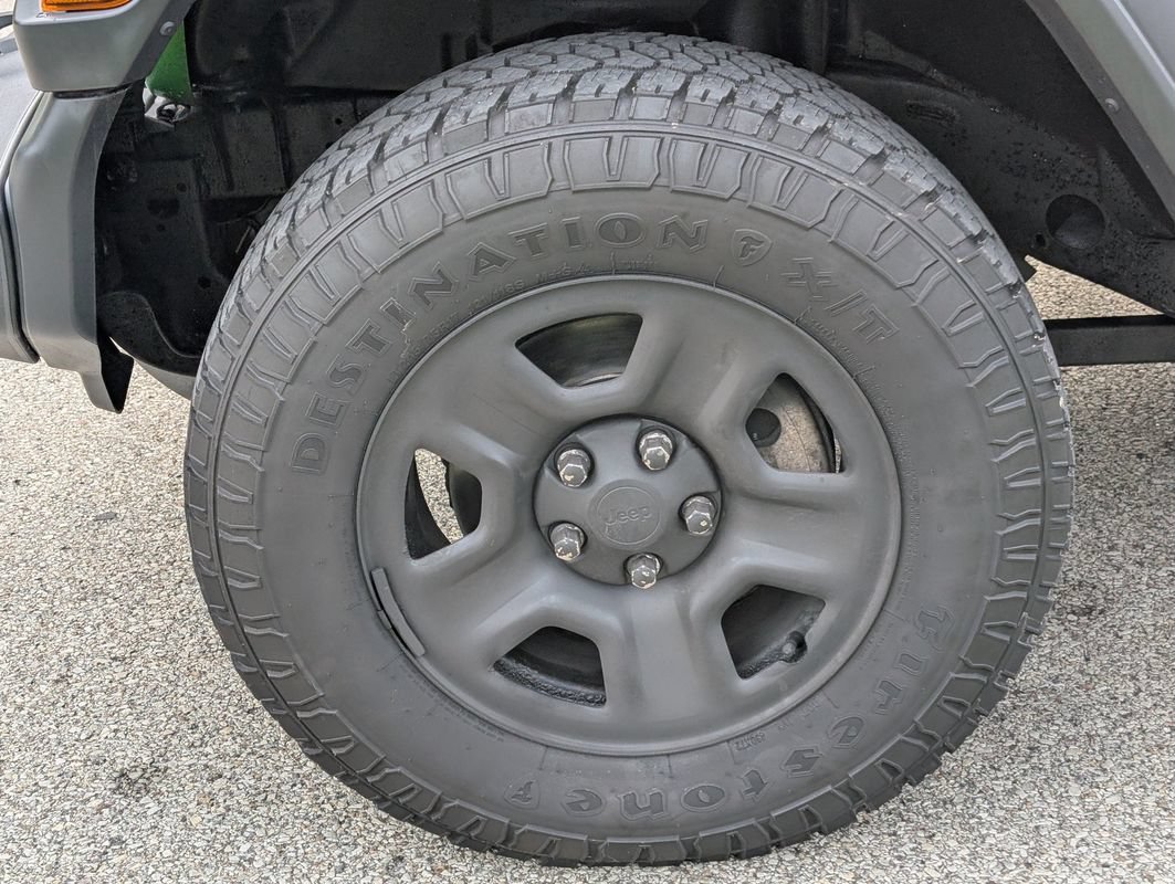 Used 2018 Jeep Wrangler Sport AWD/4WD image 40