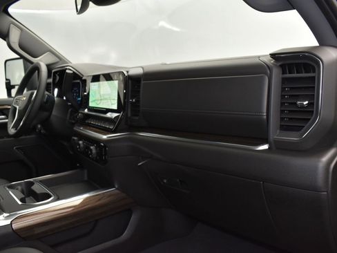 New 2026 Chevrolet Silverado 2500 LT w/ Z71 Chrome Sport Edition image 27