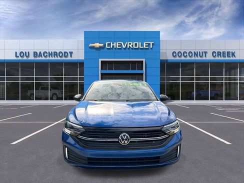 Used 2024 Volkswagen Jetta Sport FWD image 3