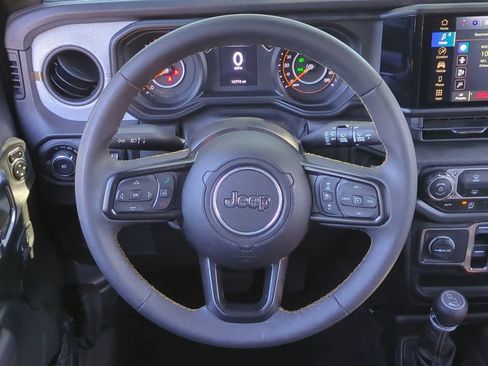 Used 2024 Jeep Wrangler Sport S image 23