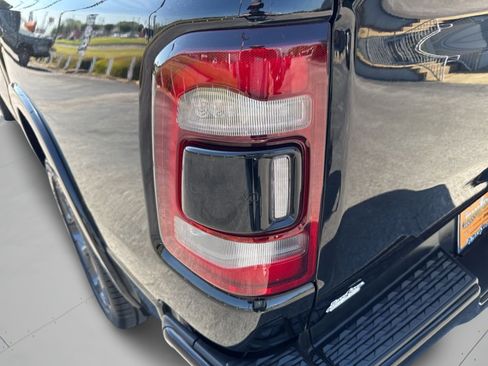 Used 2022 RAM 1500 Limited AWD/4WD image 44