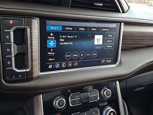 Used 2021 GMC Yukon Denali w/ Denali Ultimate Package AWD/4WD image 28