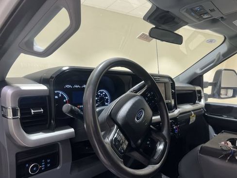 Certified 2025 Ford F350 XL w/ XL Chrome Package AWD/4WD image 9