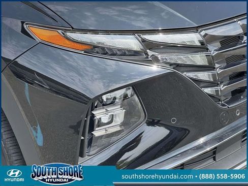 Certified 2023 Hyundai Tucson Limited AWD/4WD image 10