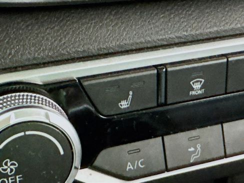 Used 2023 Nissan Altima 2.5 SR w/ SR Premium Package image 4