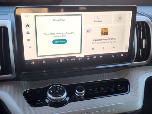 New 2026 Ford Expedition Active image 17