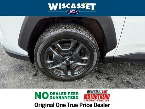 Used 2024 Toyota RAV4 Adventure image 27