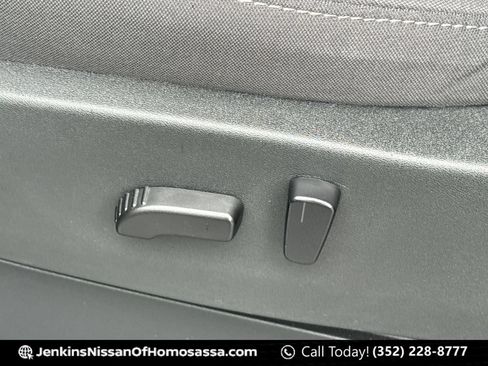 Certified 2023 Nissan Frontier SV w/ SV Convenience Package RWD image 35