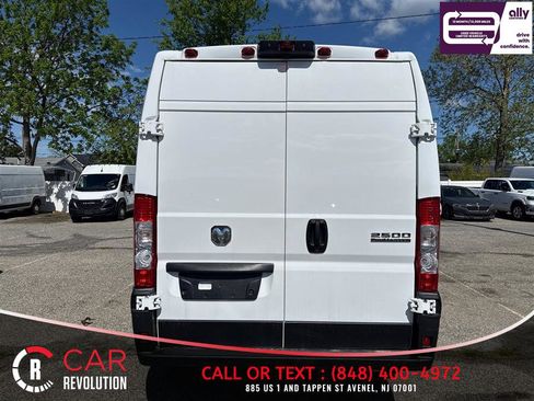 Used 2024 RAM ProMaster 2500 w/ Convenience Group FWD image 5