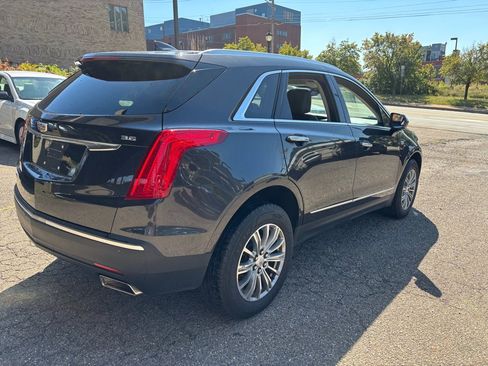 Used 2017 Cadillac XT5 Luxury w/ Driver Awareness Package image 5