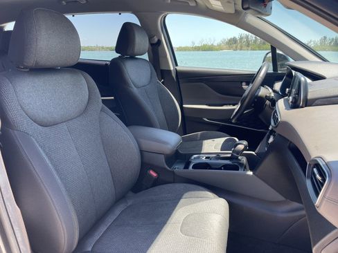 Used 2020 Hyundai Santa Fe SEL w/ Convenience Package FWD image 7