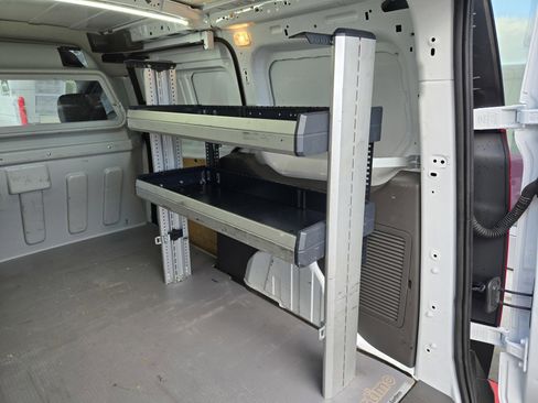 Used 2023 Ford Transit Connect XL image 11