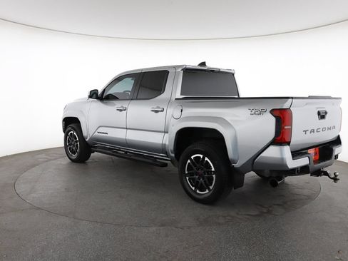 Used 2024 Toyota Tacoma TRD Sport RWD image 9