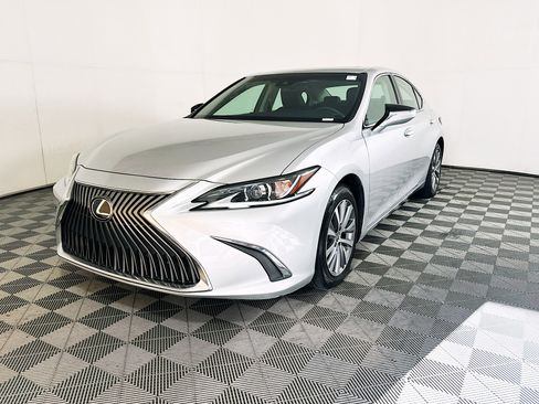Used 2021 Lexus ES 350 w/ Accessory Package FWD image 7