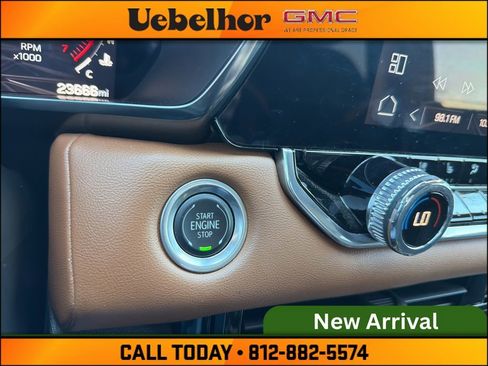 Used 2024 GMC Canyon AT4 w/ AT4 Premium Package AWD/4WD image 23