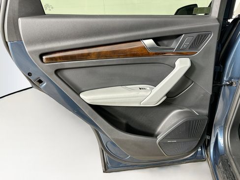 Used 2018 Audi Q5 Prestige image 27