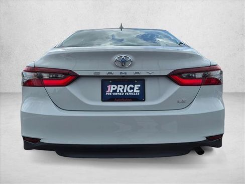 Used 2024 Toyota Camry LE FWD image 7