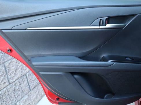 Certified 2025 Toyota Camry SE image 25