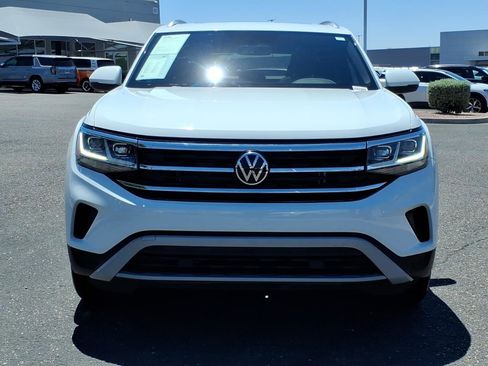Certified 2023 Volkswagen Atlas Cross Sport SE w/ Panoramic Sunroof Package AWD/4WD image 2