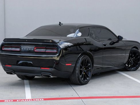 Used 2020 Dodge Challenger R/T Scat Pack w/ Plus Package RWD image 8