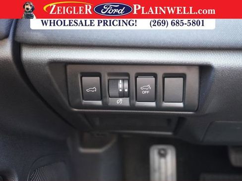 Used 2023 Subaru Outback Premium image 28