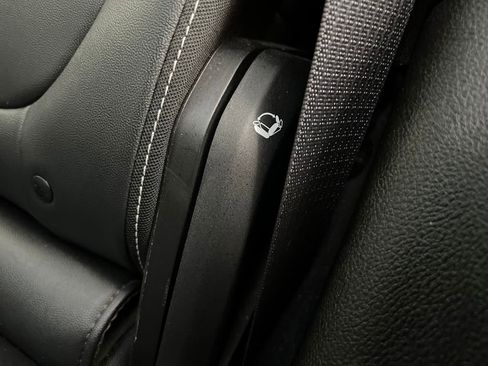 Used 2023 Jeep Grand Cherokee 4WD 4xe image 15