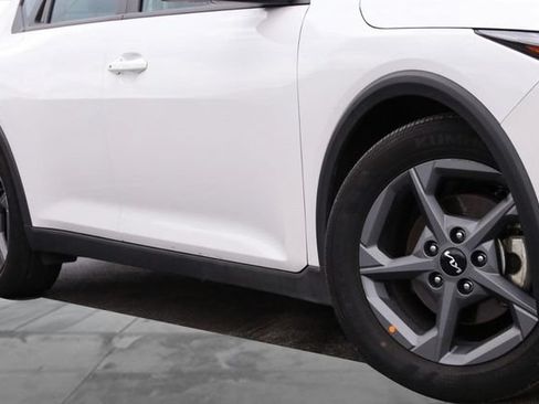 Used 2025 Kia K4 FWD image 3