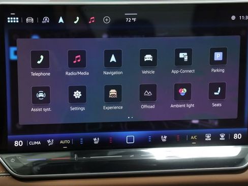 New 2026 Volkswagen Tiguan SEL R-Line image 18