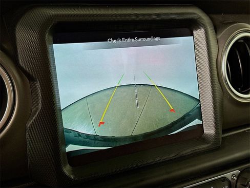 Used 2022 Jeep Wrangler Unlimited Rubicon image 11