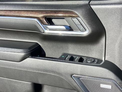 Used 2024 GMC Sierra 1500 Elevation w/ Elevation Premium Package image 19