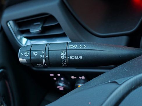 Used 2022 GMC Yukon AT4 w/ Max Trailering Package image 21