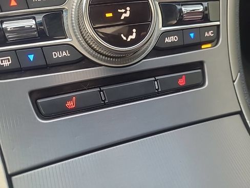 Used 2018 Lincoln MKZ Select AWD/4WD image 25