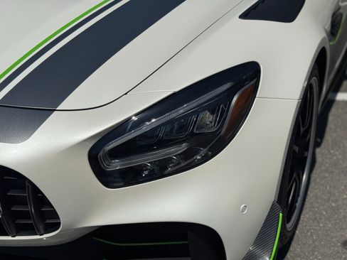 Used 2020 Mercedes-Benz AMG GT R image 19