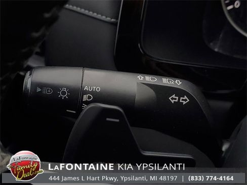 Used 2023 Nissan Pathfinder SL image 16