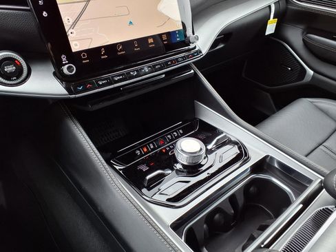 New 2026 Jeep Grand Wagoneer Limited image 15