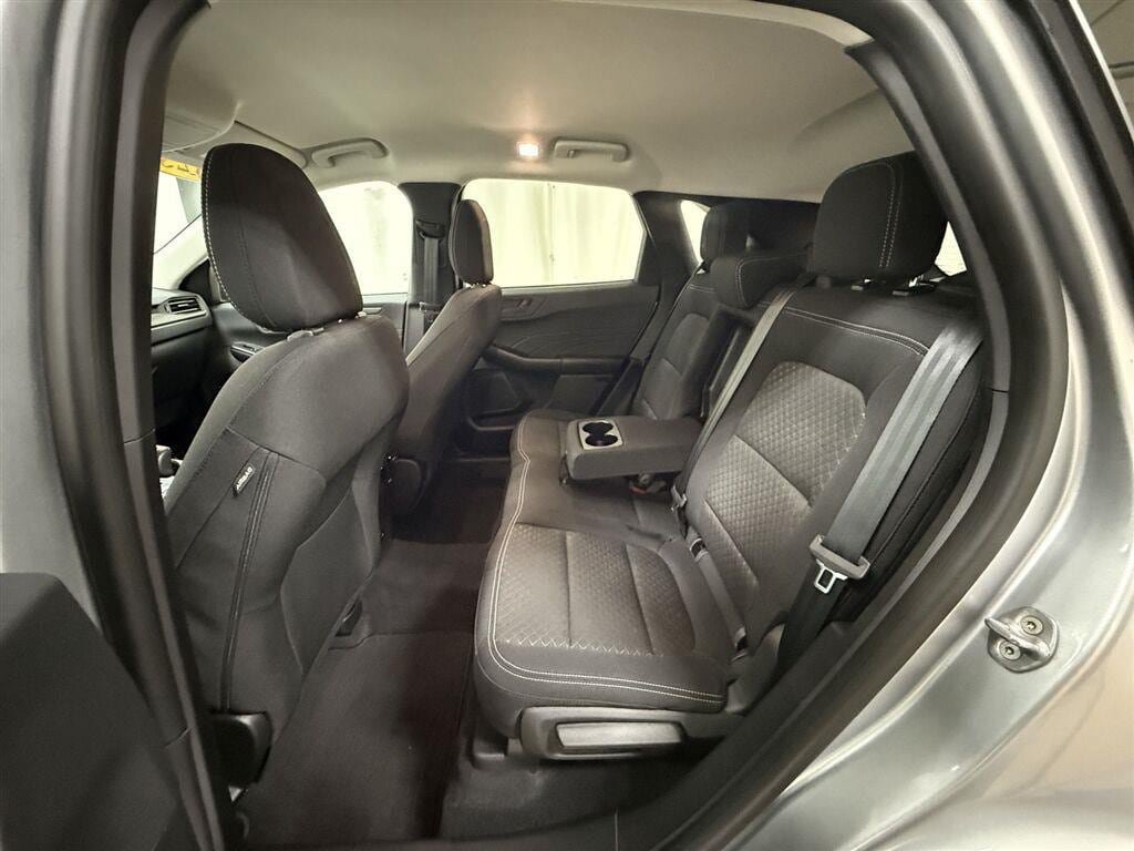 Used 2023 Ford Escape Active AWD/4WD image 23