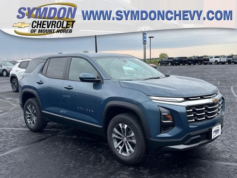 New 2026 Chevrolet Equinox LT w/ Convenience Package II AWD/4WD image 1