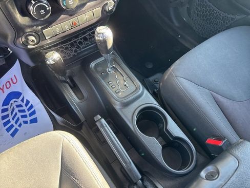 Used 2015 Jeep Wrangler Unlimited Sport w/ Quick Order Package 24S image 19