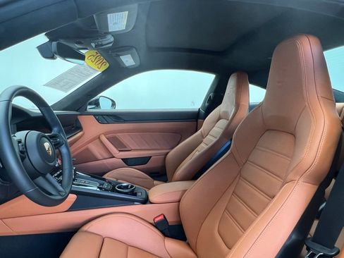 Certified 2025 Porsche 911 Carrera GTS image 5