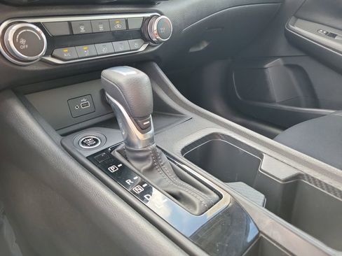 Certified 2021 Nissan Sentra S image 35