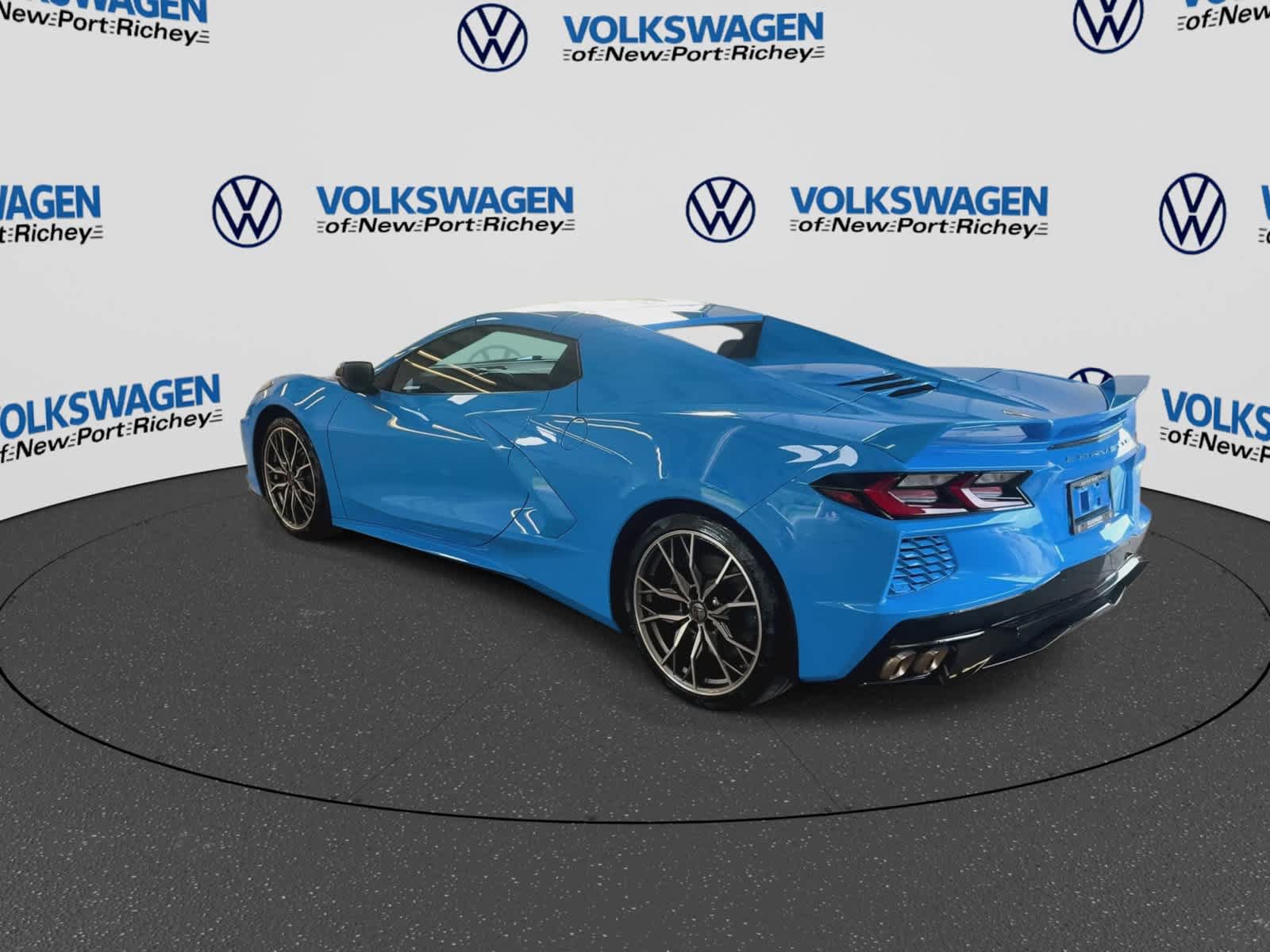 Used 2023 Chevrolet Corvette Stingray Premium Conv w/ Z51 Performance Package RWD image 6