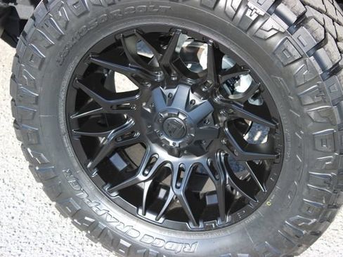 Used 2025 Ford Bronco Outer Banks AWD/4WD image 15