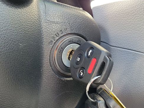 Used 2015 Subaru Forester 2.5i Premium w/ All-Weather Package image 28