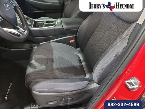Used 2022 Hyundai Santa Fe SEL FWD image 7