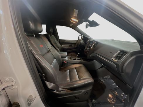 Used 2018 Dodge Durango R/T w/ Technology Group RWD image 23